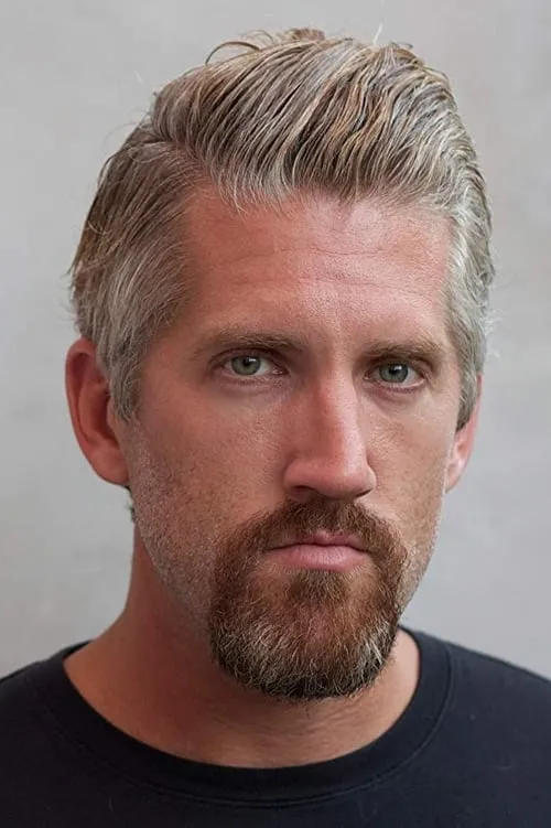 David McElwee ha trabajado con Jeremy Russell en 1 ocasiones