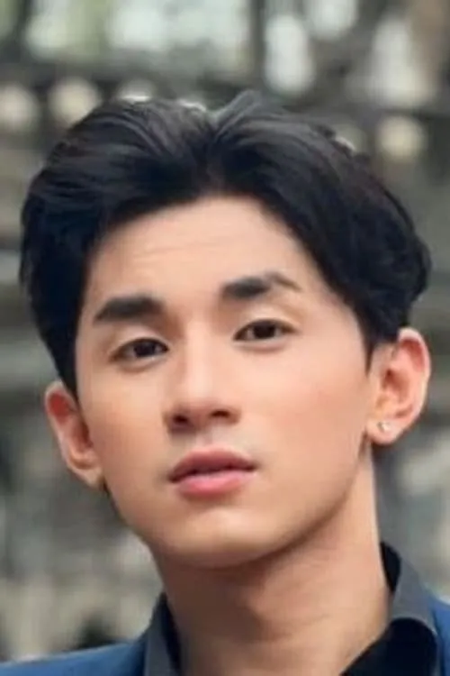 Jericho Del Rosario — personaje: Zeke