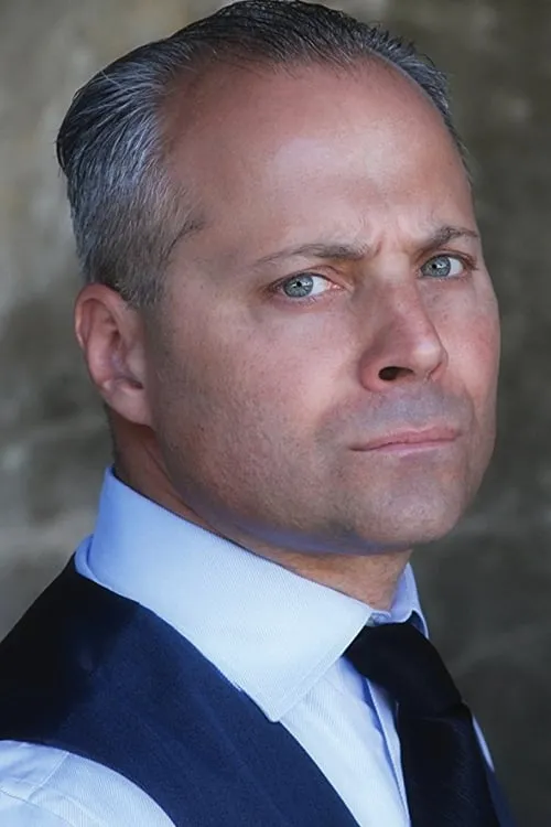 Nathan Lewis ha trabajado con Jerry Della Salla en 1 ocasiones