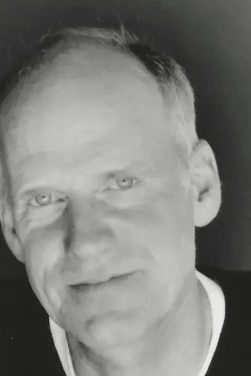 Jery Hewitt en su biografía y filmografía