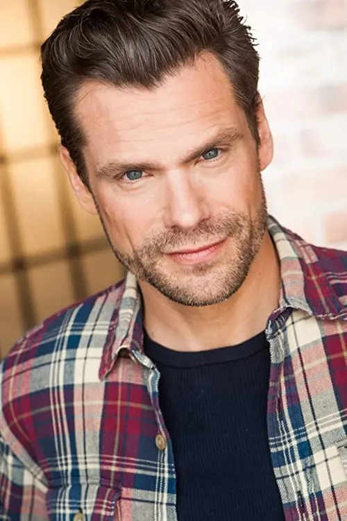 Jesse Bush en su biografía y filmografía