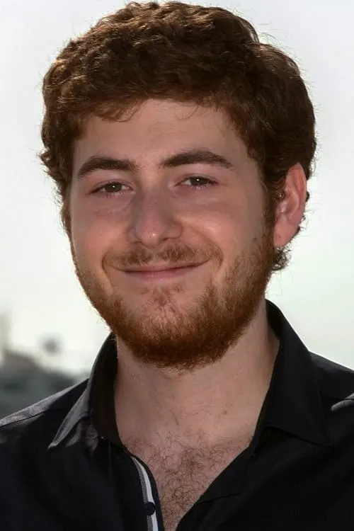 Jesse Carere — personaje: Adam Jones