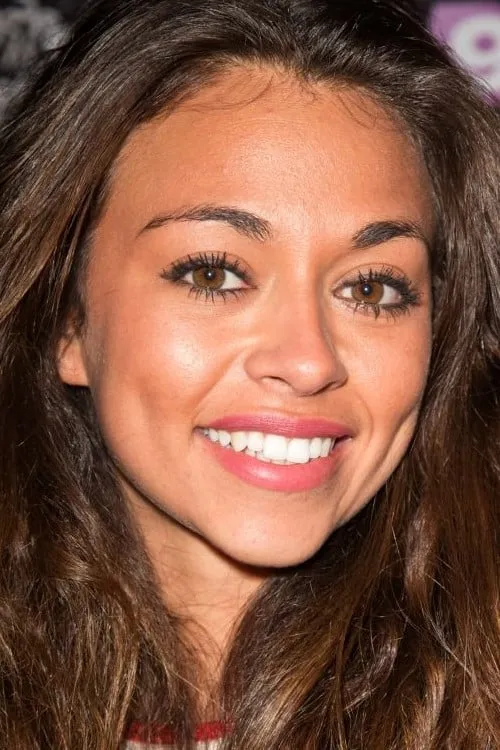 Jessica Errero interpretando a Natascha