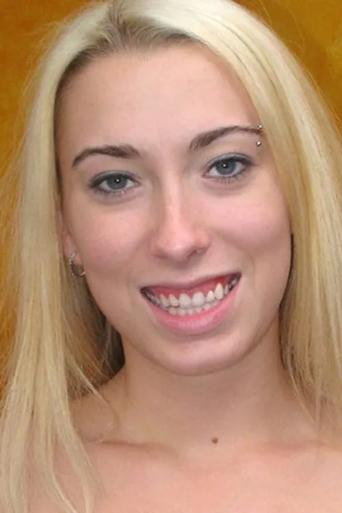 Kevin Burchett ha trabajado con Jessica Woods en 1 ocasiones