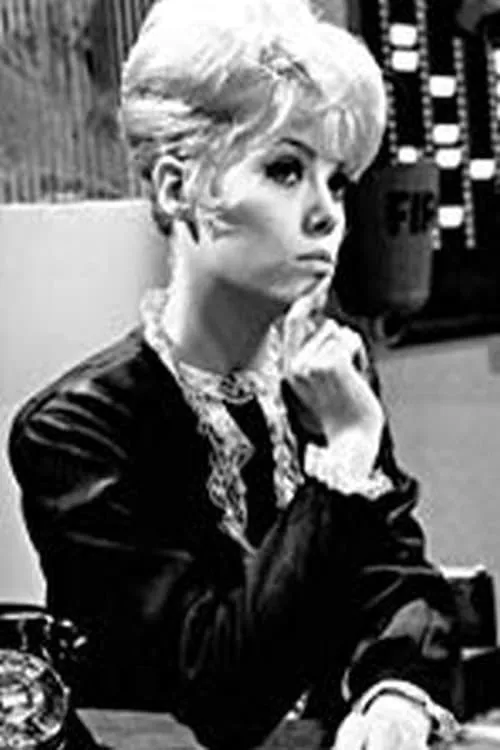 Jill Booty — personaje: Mrs. Hollinsczech