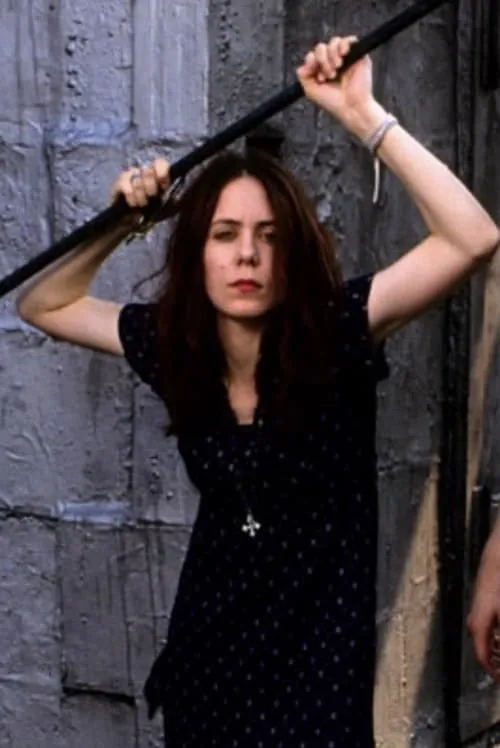 Jill Emery interpretando a Self