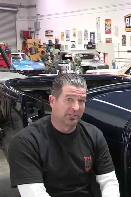 Jimmy Shine — personaje: Moderátor/Porotce