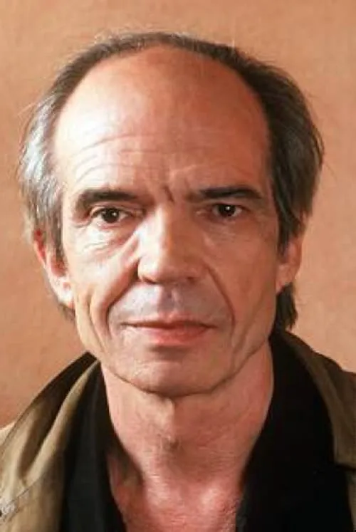 Joachim Regelien interpretando a Übungsteilnehmer