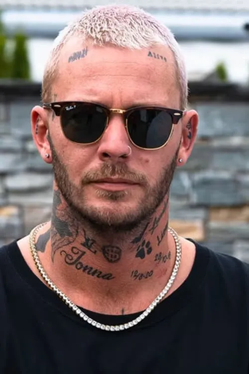 Tord Danielsson ha trabajado con Joakim Lundell en 1 ocasiones