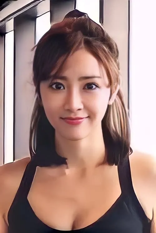 Joan Lee Wing-Yee — personaje: ???????