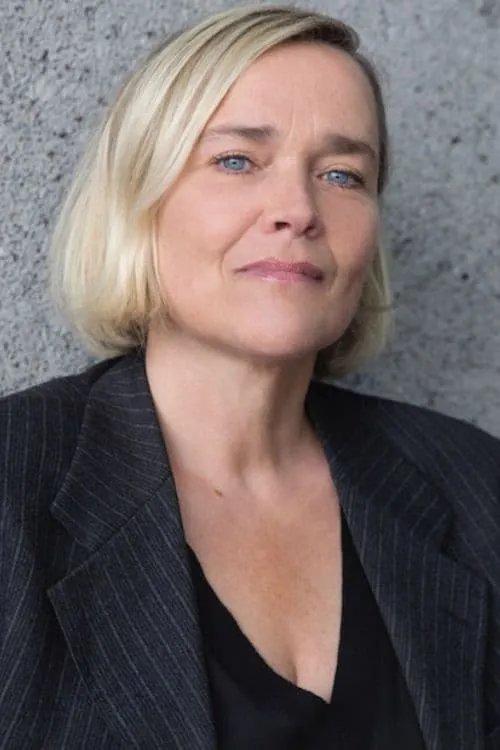 Hélène Hendriks ha trabajado con Joan Roumen en 1 ocasiones