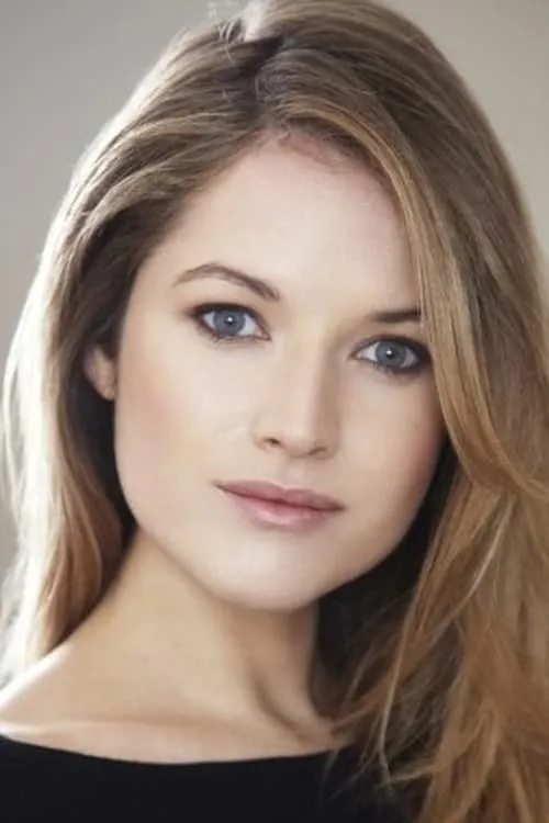 Hilary Connell ha trabajado con Joanne King en 1 ocasiones