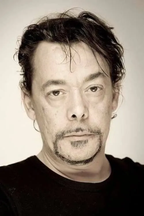 Tim ha trabajado con João Cabeleira en 2 ocasiones