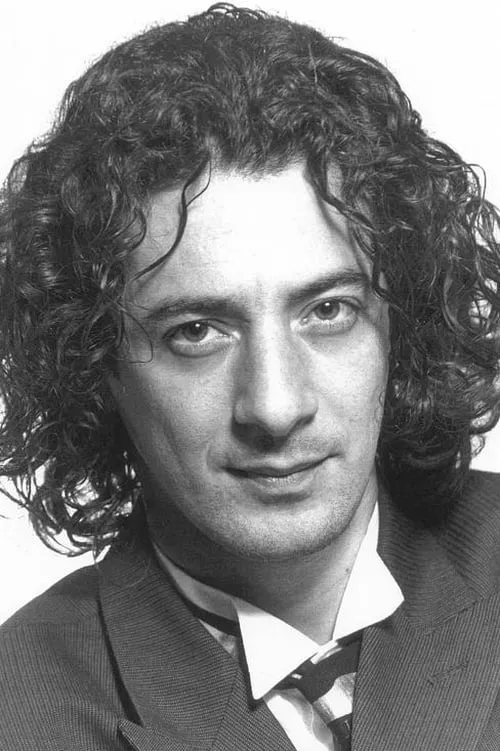 Derek Hutchinson ha trabajado con João Costa Menezes en 2 ocasiones