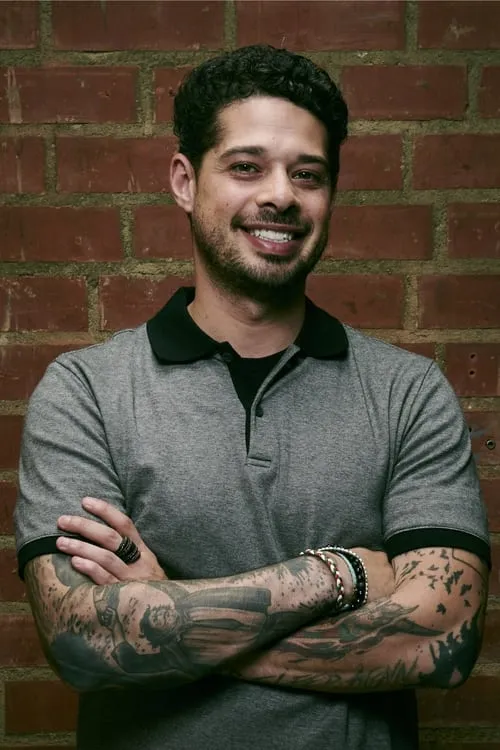 Adam Schneider ha trabajado con Joe Bandelli en 2 ocasiones