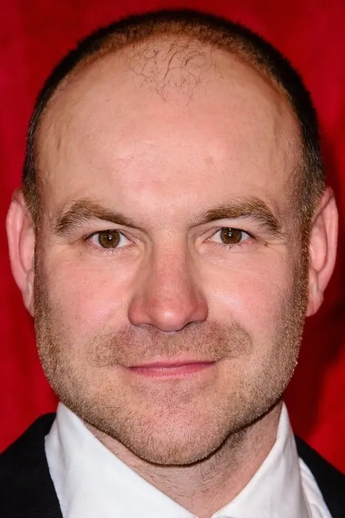 Joe Duttine interpretando a Billy Harper