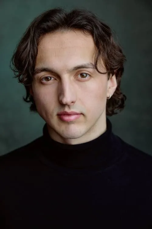 Ed Westwick ha trabajado con Joe Urquhart en 1 ocasiones