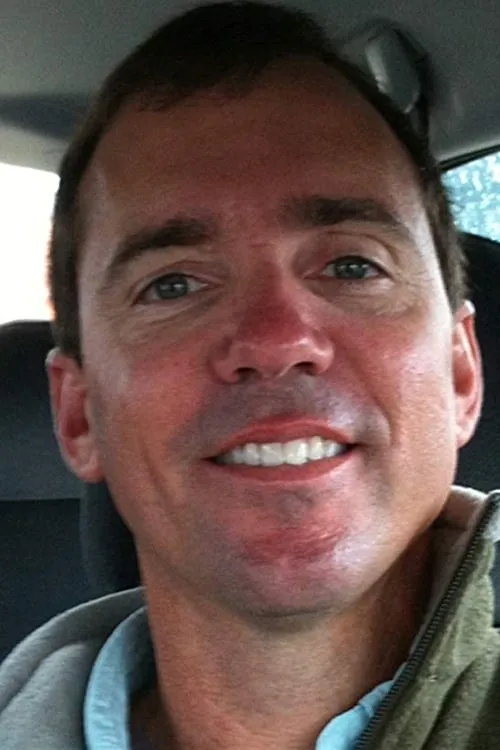 Joey Box en su biografía y filmografía