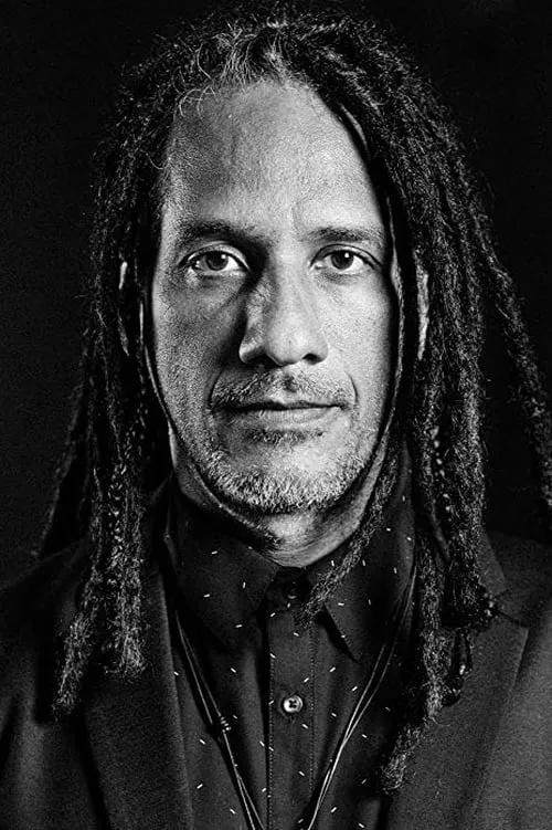 Richard Zeringue ha trabajado con Joey Courteau en 1 ocasiones