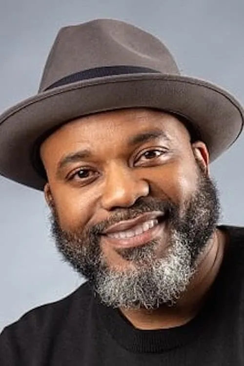 Joey Wells — personaje: Self