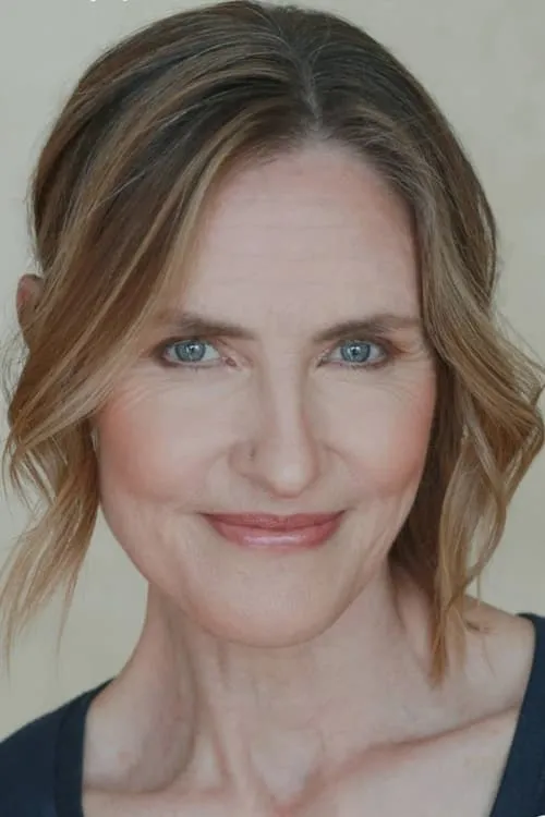 Johanna McCloy interpretando a The Roomate / Martha