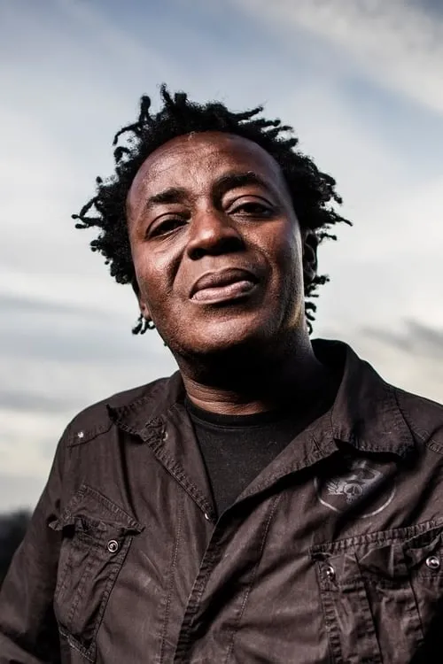 Barry Adamson ha trabajado con John Akomfrah en 1 ocasiones