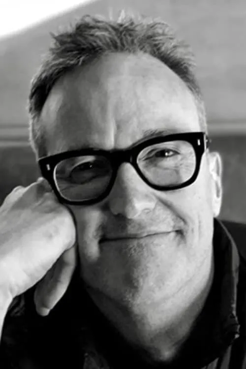 Philip A. Gillis ha trabajado con John Cameron en 3 ocasiones