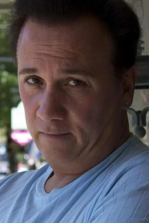 Sean Patrick McCurdy ha trabajado con John Mitchell en 1 ocasiones