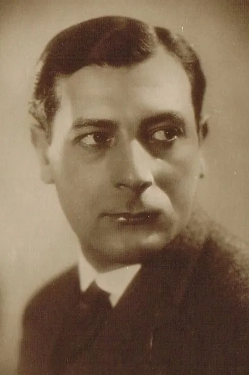 John Mylong interpretando a Felix, sein Sohn