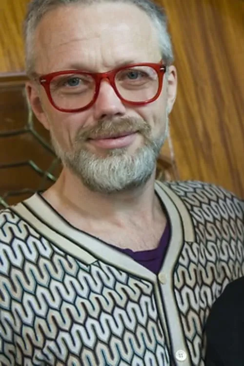 Peter Vitanen ha trabajado con John Nordling en 1 ocasiones