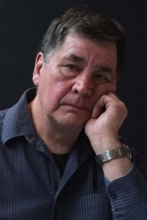 Brian Bolland ha trabajado con John Wagner en 2 ocasiones