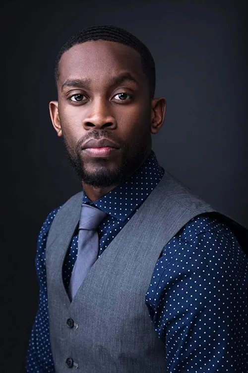 Johnathan Davis interpretando a Diner Storyteller