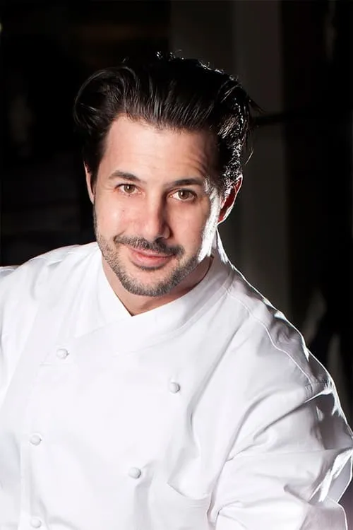 Johnny Iuzzini — personaje: Himself - Head Judge