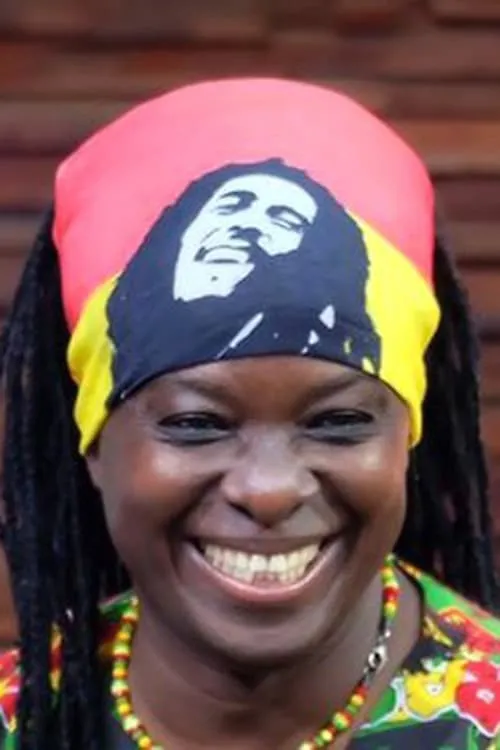 ?????? ???????? ha trabajado con Johnson Amidou en 1 ocasiones