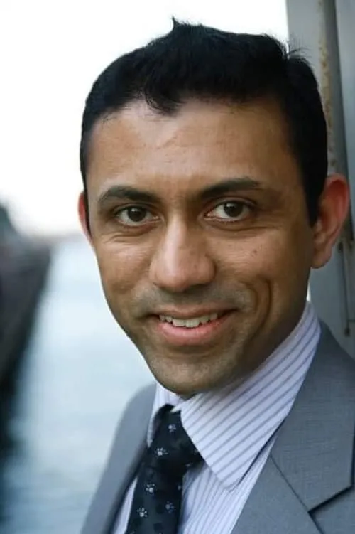 Robin Queree ha trabajado con Jojo Cyriac George en 1 ocasiones