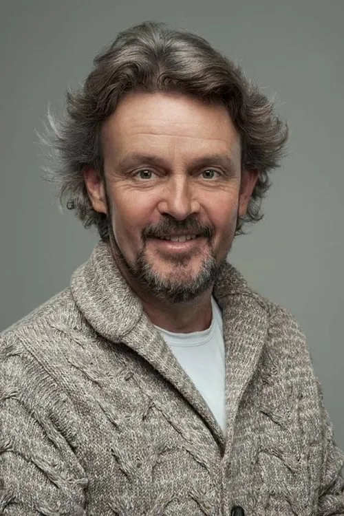 Джонатан Солвей interpretando a James Reed - Olivia's husband