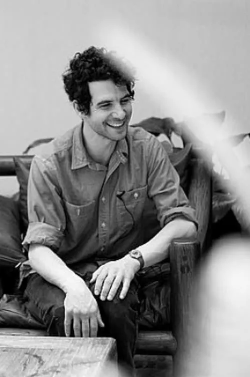 Jonathan Schwartz interpretando a Self