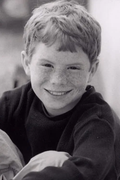 Jordon Dorrance interpretando a Dylan Hall