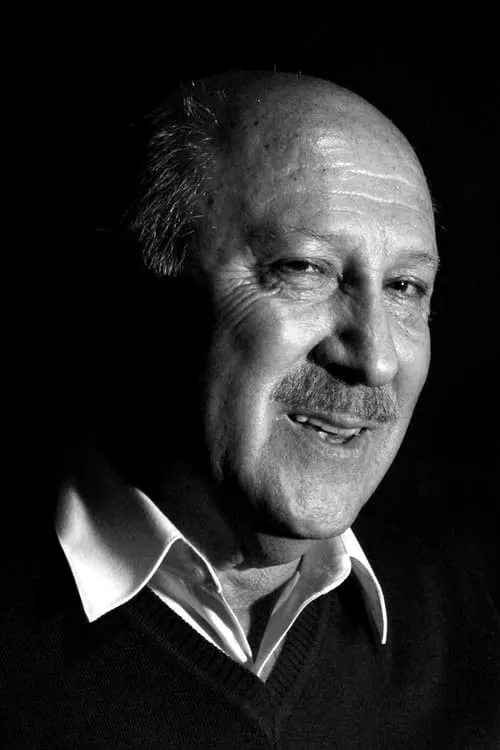 Jorge Gajardo interpretando a Don Carmelo