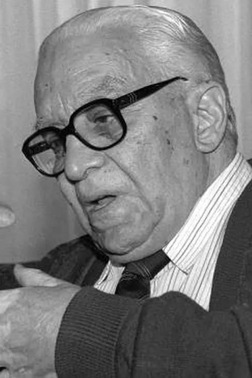 Soledad Castañeda ha trabajado con José Antonio Nieves Conde en 1 ocasiones