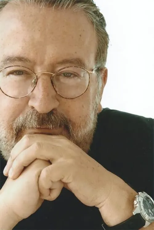 Carlos Tena ha trabajado con José Ramón Pardo Bustillo en 1 ocasiones