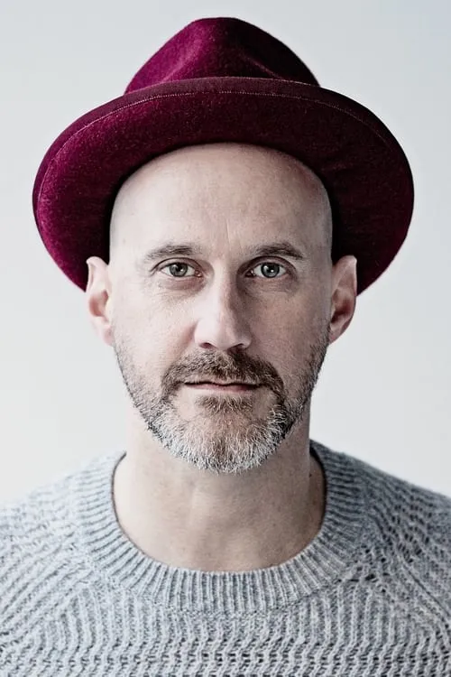 René Rousseau ha trabajado con Joseph Edgar en 1 ocasiones