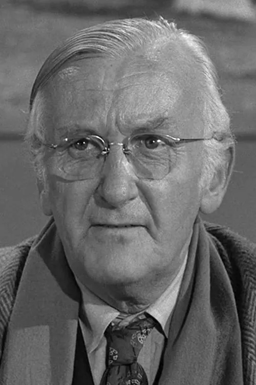 John Carlyle ha trabajado con Joseph Hamilton en 2 ocasiones