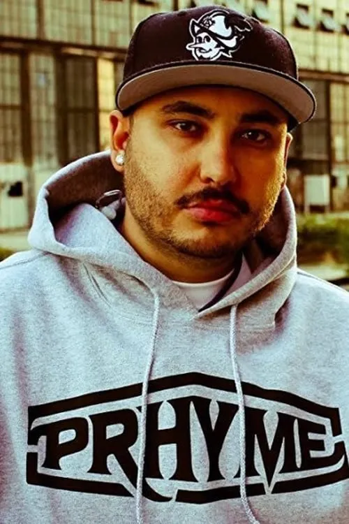 Sheila Eden ha trabajado con Joshua R. Aragon en 2 ocasiones