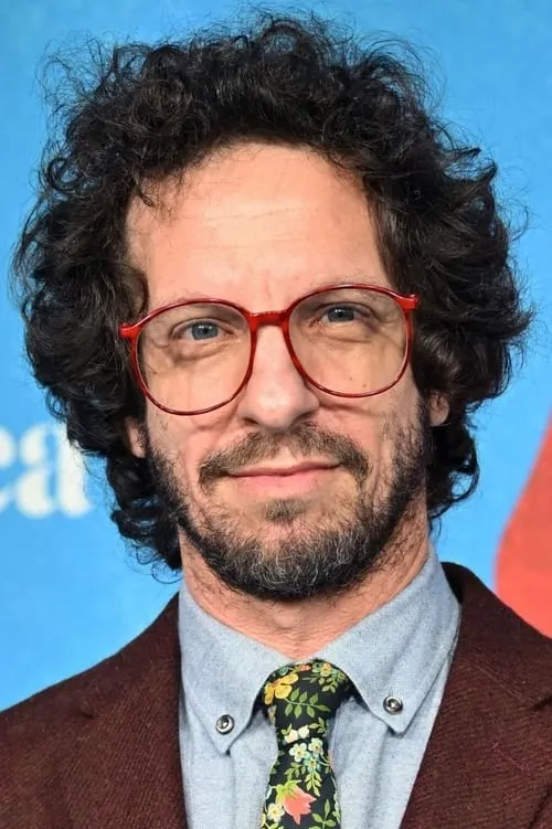 Joshuah Bearman interpretando a Narrator