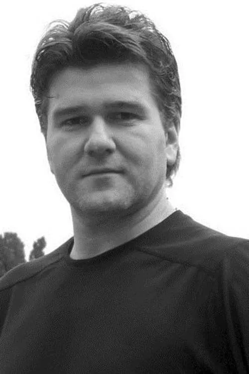 Alethea Sholomenko ha trabajado con Jovan Nenadic en 1 ocasiones