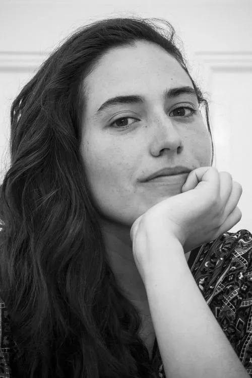 Joya Thome interpretando a Self