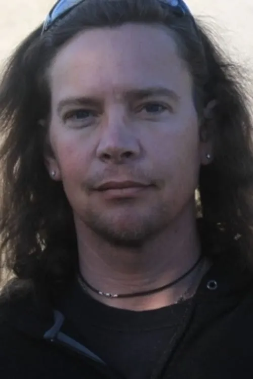 Michael Flores ha trabajado con J.T. Boone en 1 ocasiones