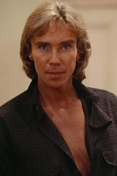 Judson Scott interpretando a Bennu of the Golden Light