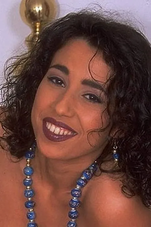 Adrienne Armstrong ha trabajado con Julia Tchernei en 1 ocasiones